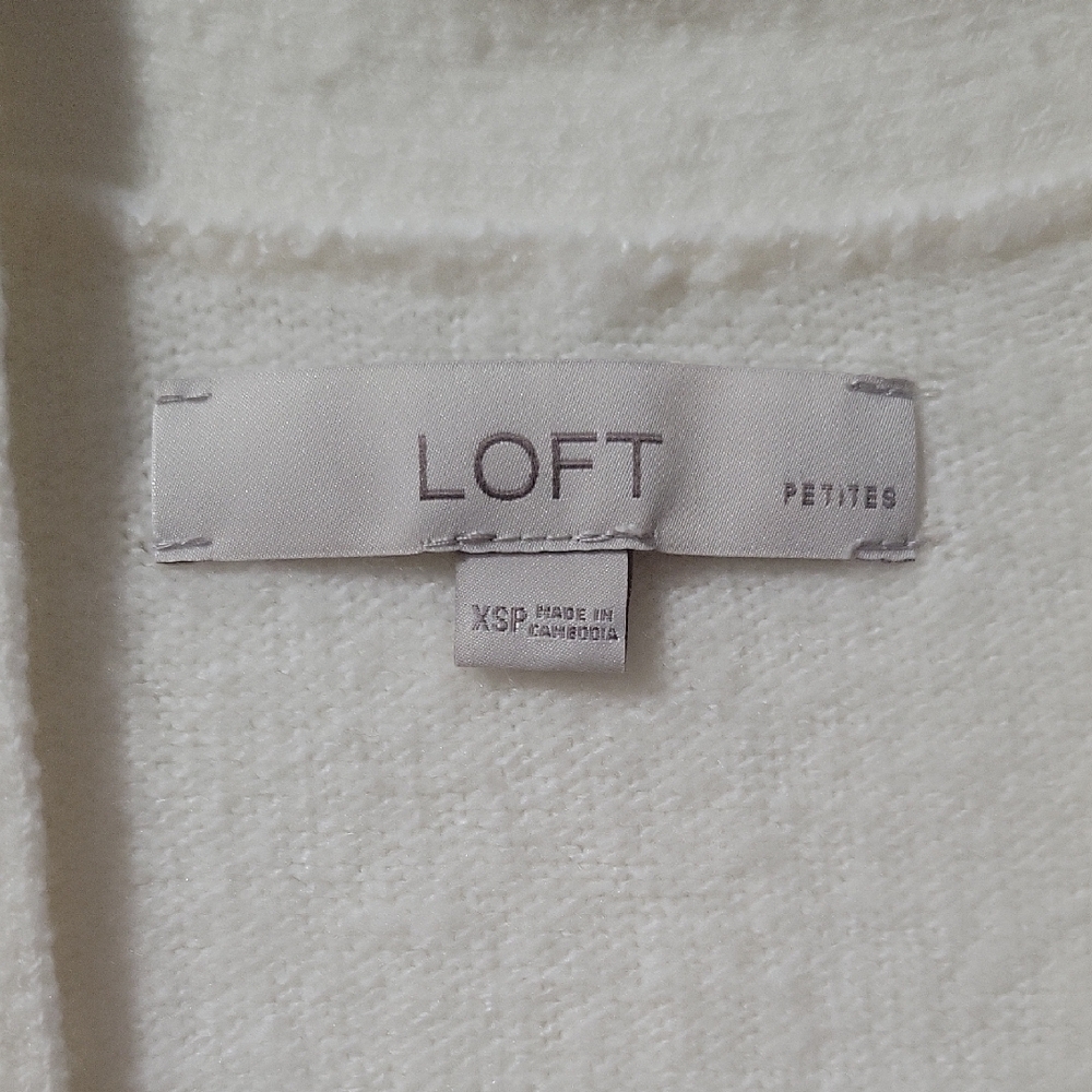 White Button-Up Cardigan - Picture 5 of 8